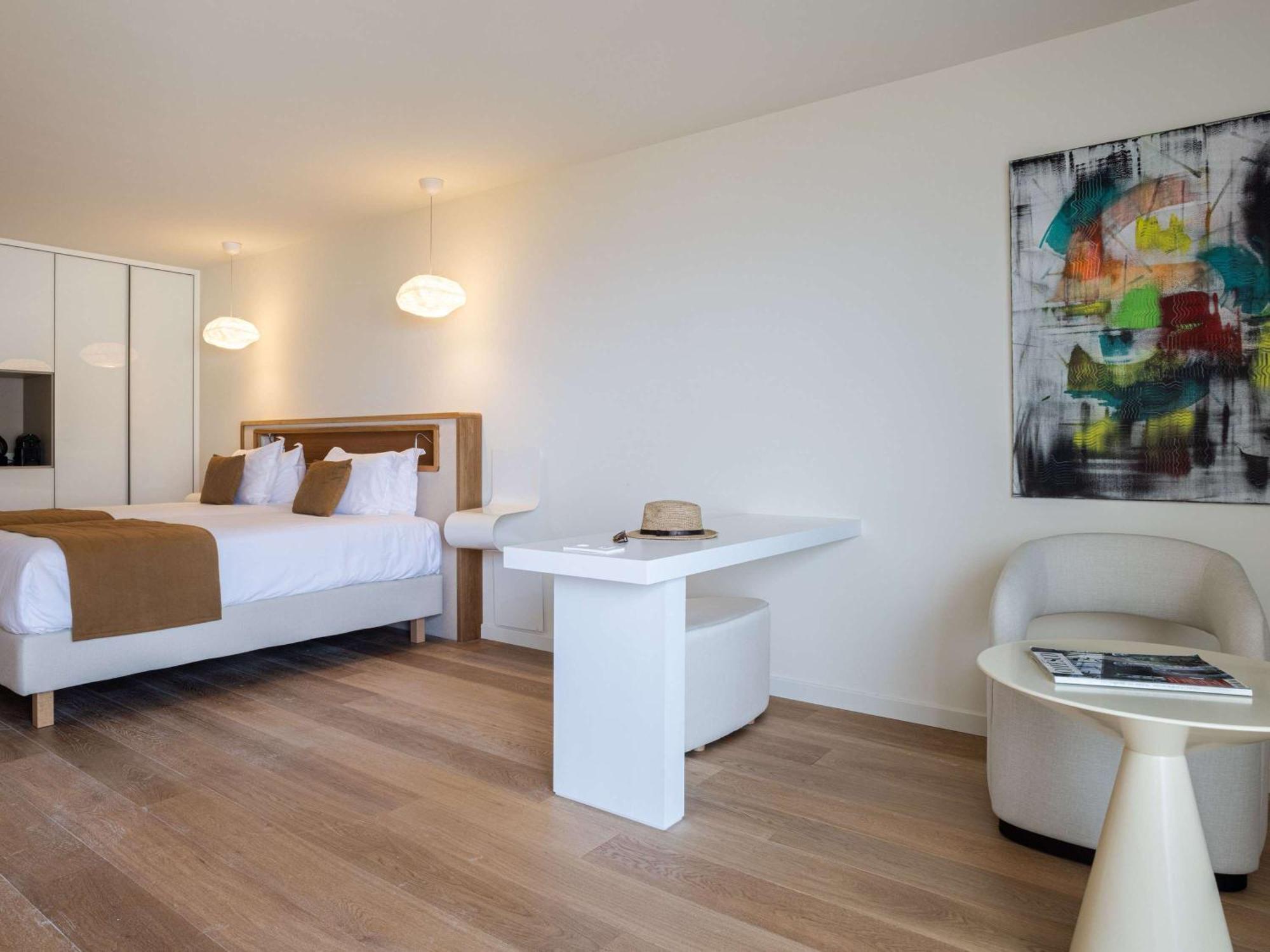 Et Kasano - Handwritten Collection Hotel Calvi (Corsica)